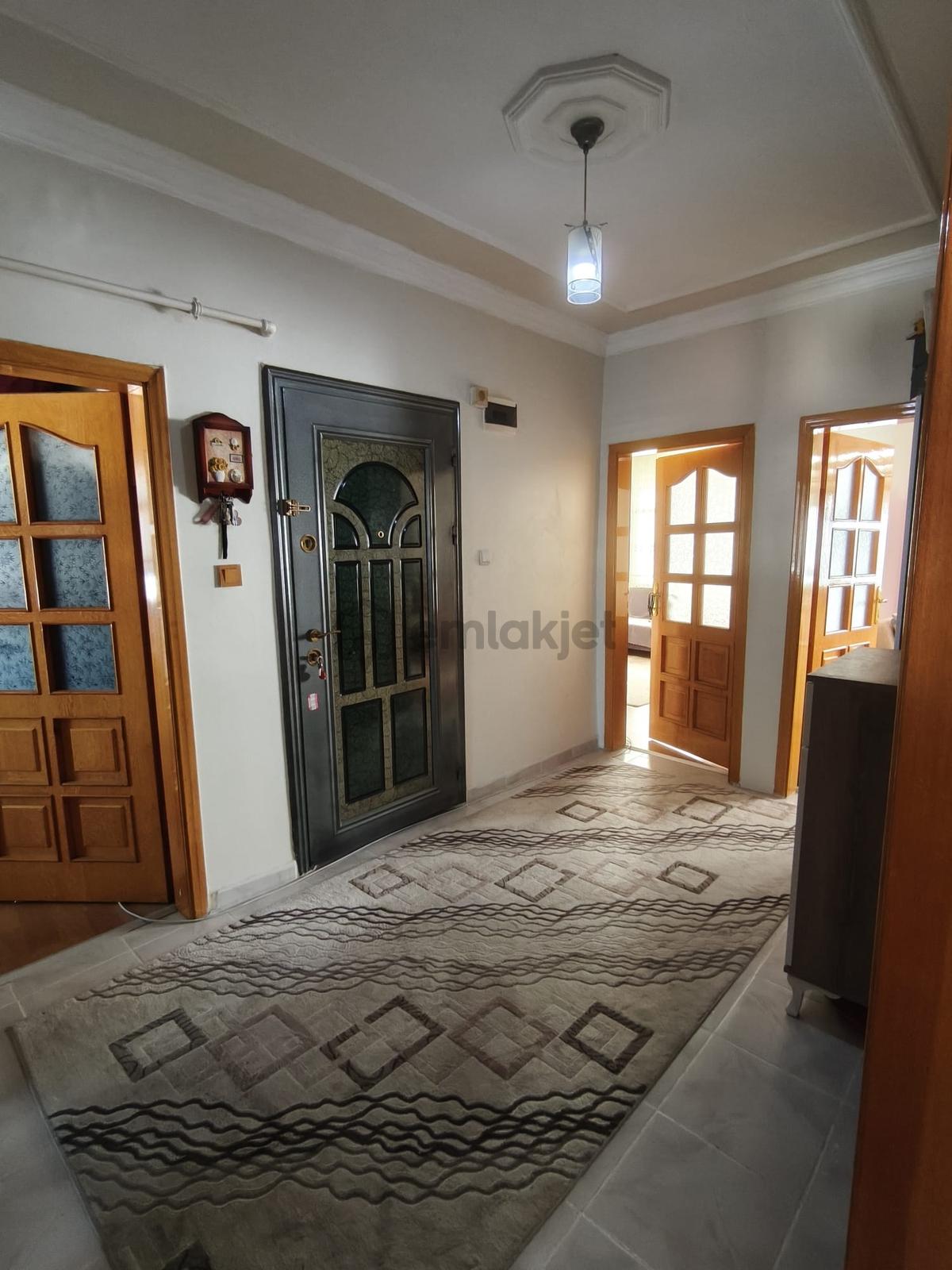 İnönü Mahallesi'nde 3+1 Masrafsız Geniş Ara Kat - 38