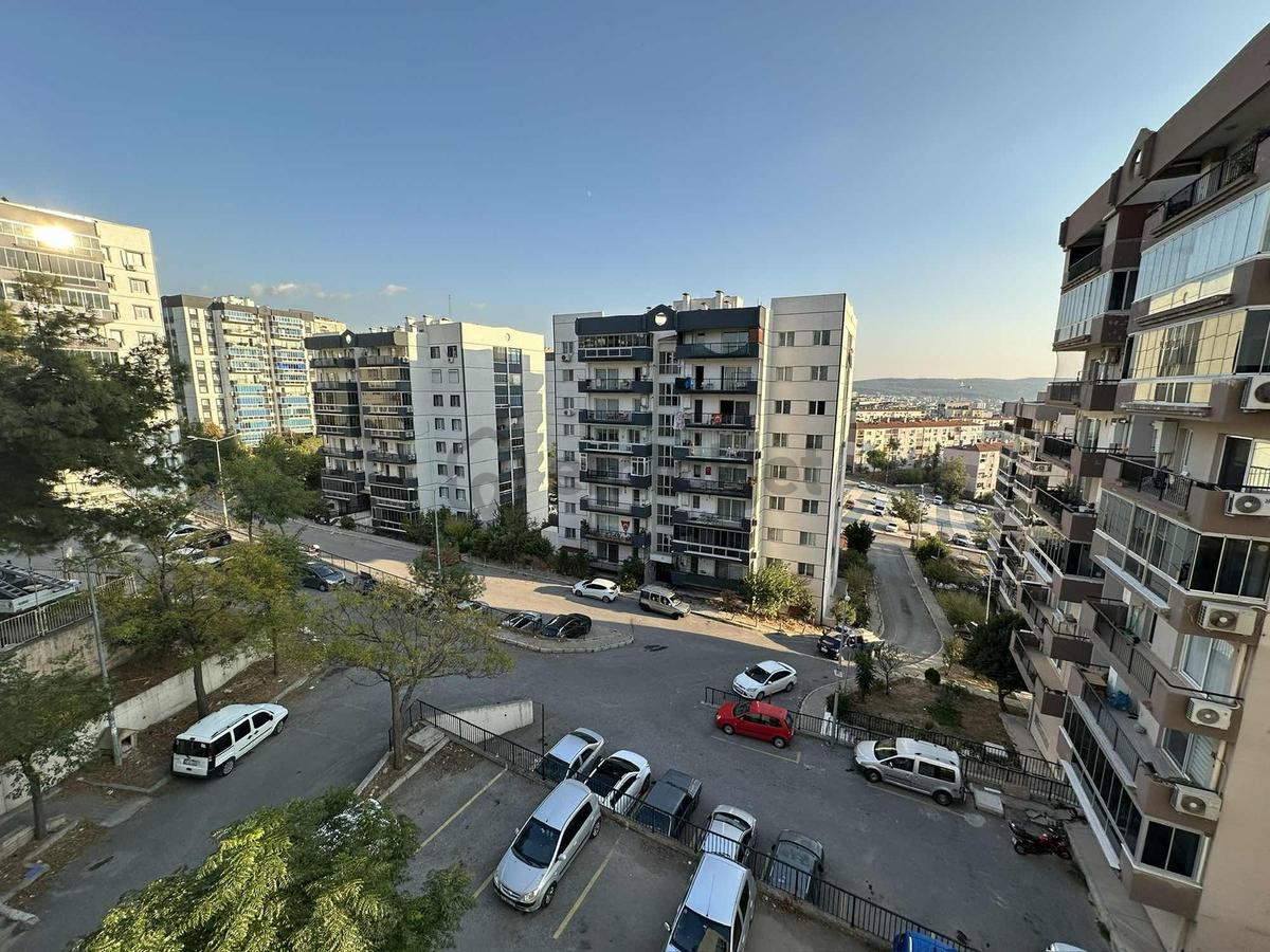 Bulut Emlak'tan İbb Binalarında Asansörlü 3+1 Daire - 25