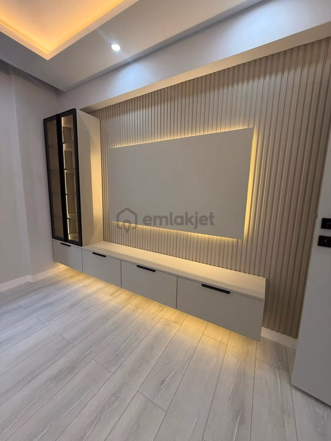 Sahibinden Çok Güzel Konumda Sıfır Daire - 15