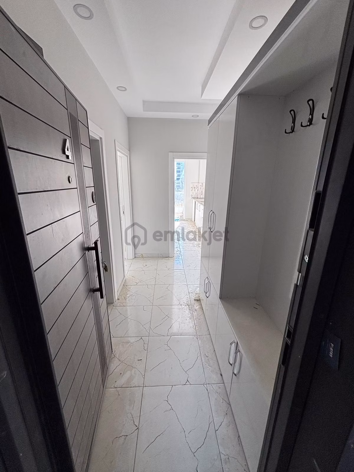 Usta Gayrimenkul'den Satılık 2+1 Ebevyn Banyolu Sıfır Daire - 13