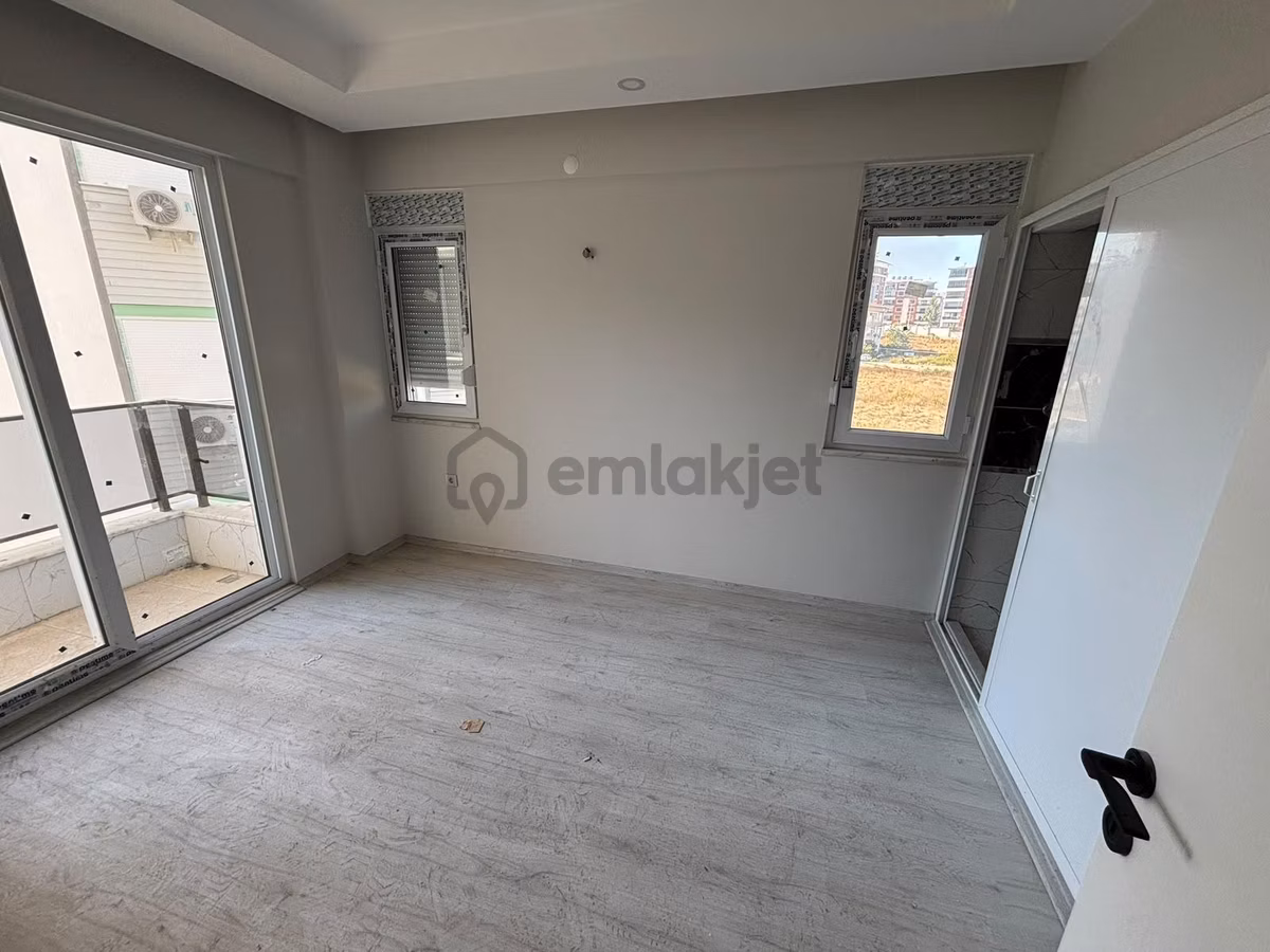 Usta Gayrimenkul'den Satılık 2+1 Ebevyn Banyolu Sıfır Daire - 14