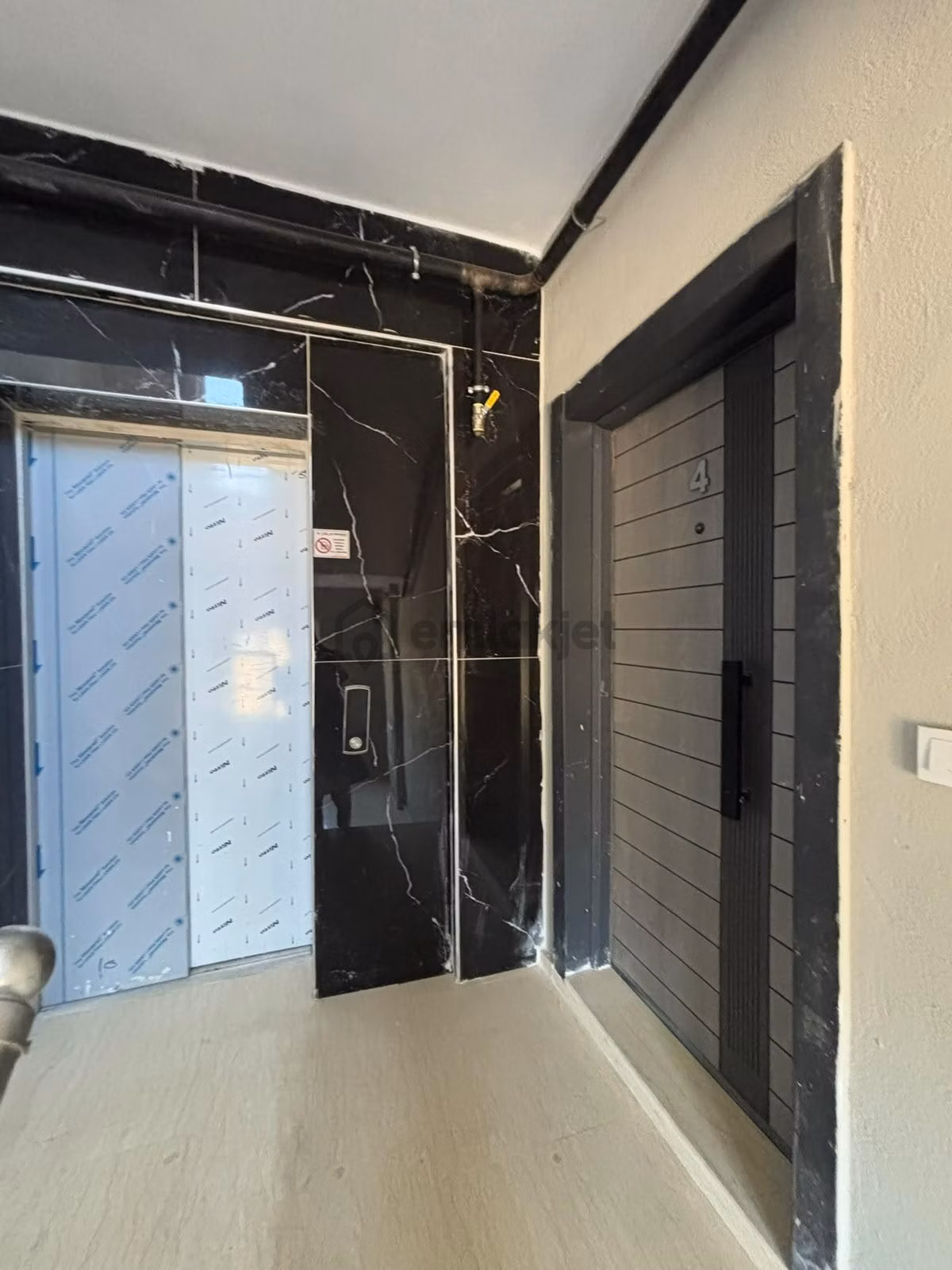 Usta Gayrimenkul'den Satılık 2+1 Ebevyn Banyolu Sıfır Daire - 4