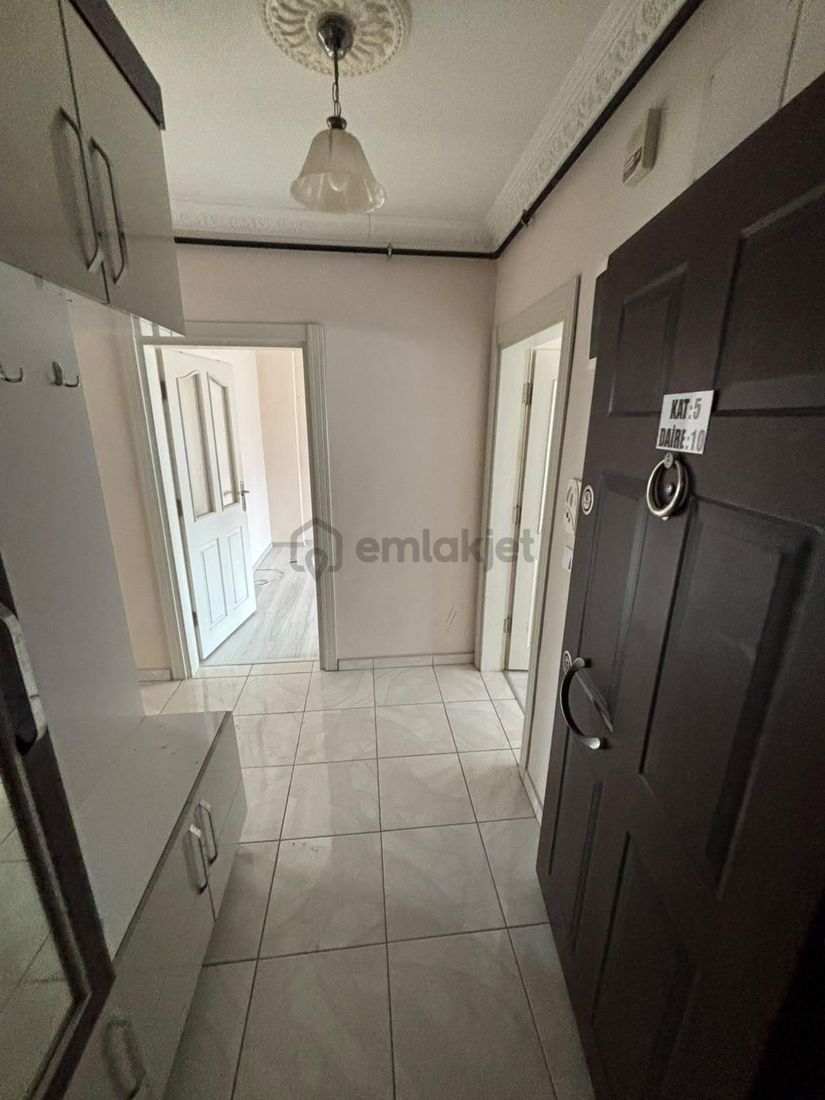 Usta Gayrimenkul'den Kiralık 2+1 Doğalgazlı Daire - 32