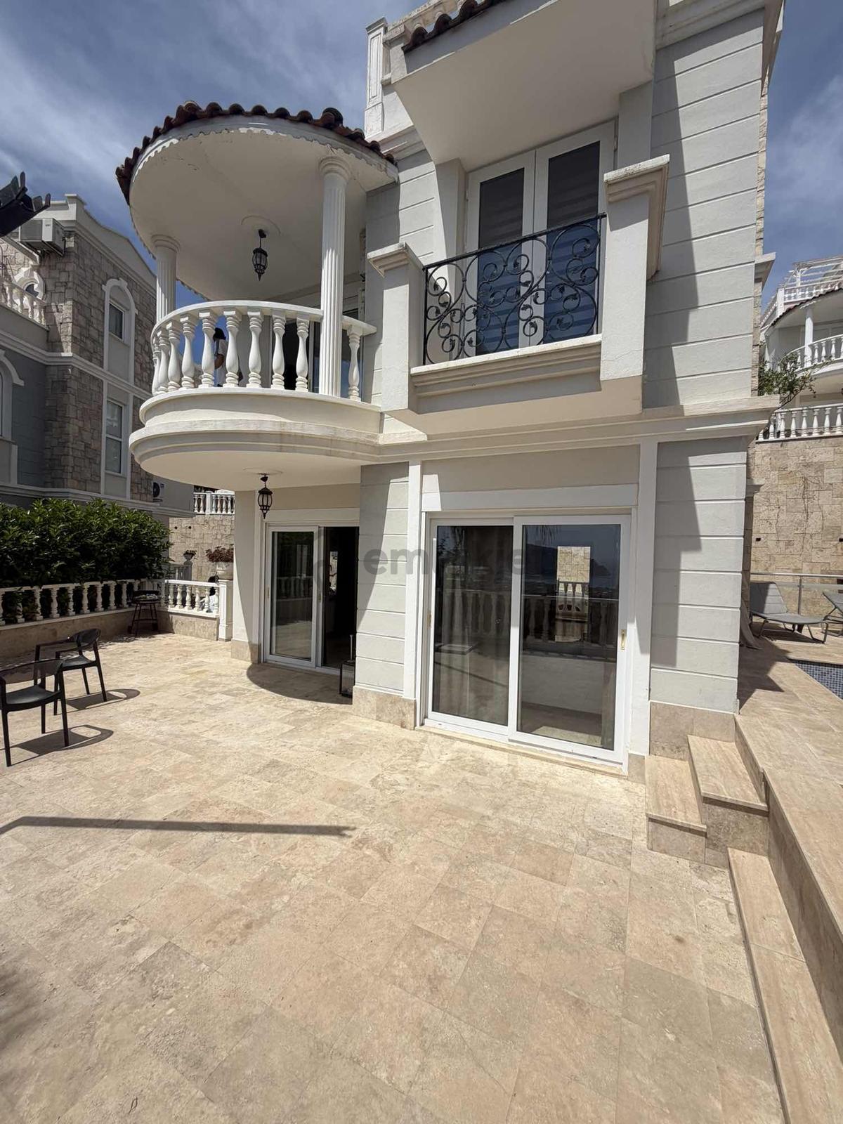 Alanya Çikçilli De Müstakil Havuz 3+1 Villa - 30