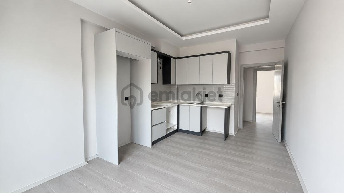 Kuşadası Şehir Merkezinde Deniz Manzaralı 2+1 Daire - 13
