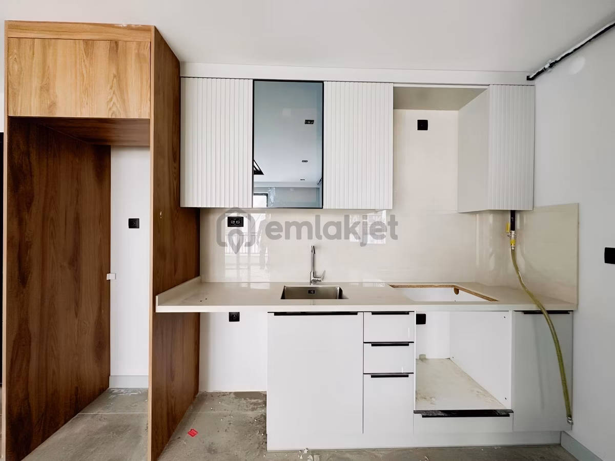 Paşaalanı Mahallesi Ana Cadde Üzerinde Lüks 1+1 Satılık Daire - 9
