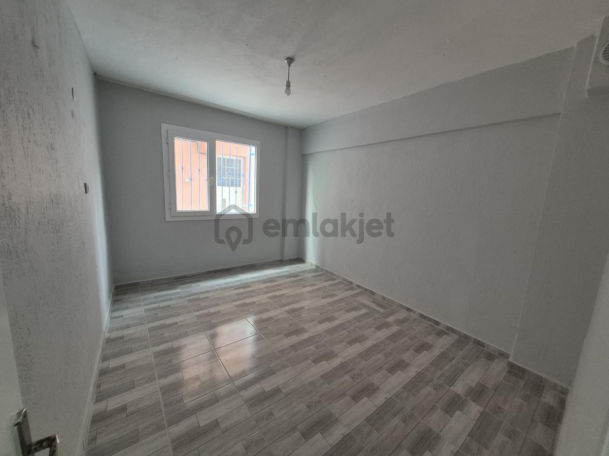 Kiralık 2+1 Daire Naldöken Mh. Bornova - 2