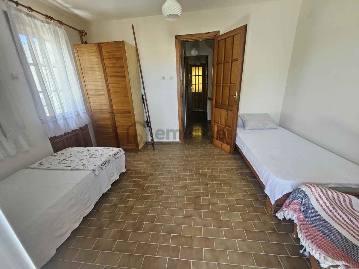 Eski Foça'da Eşyalı 4+1 Kiralık Villa - 21