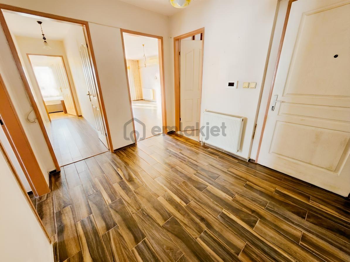 Girne Bulvarı Üzerinde Asansörlü Ve Otoparklı 3+1 Kiralık Daire - 21