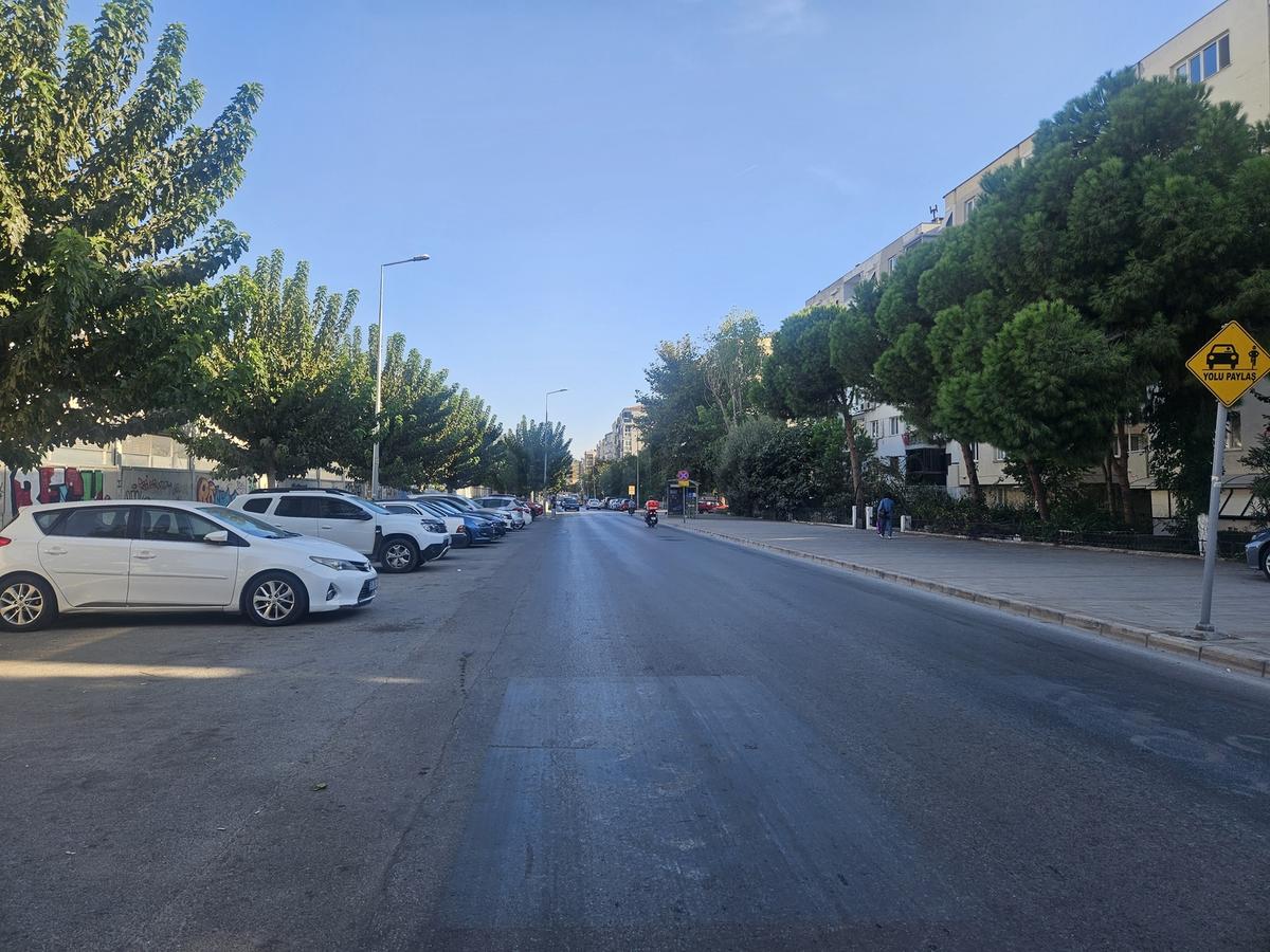 Bostanlı'da Asansörlü Doğalgazlı Geniş 3+1 Kiralık Daire - 3