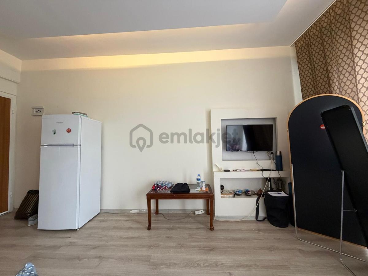 Germenicia'dan Satılık Millieğitim Caddesinde 1+1 - 9