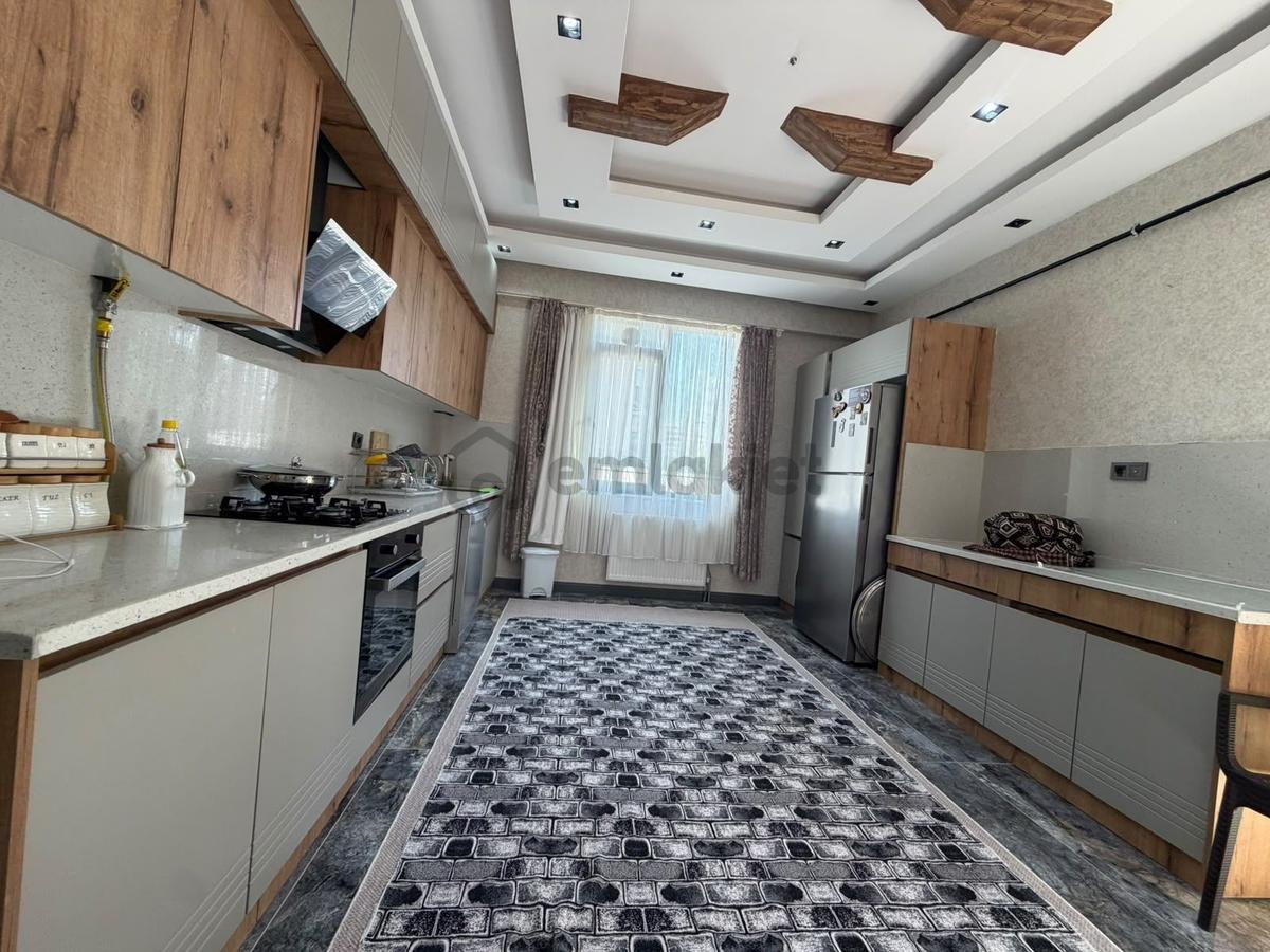 Atakentte Satılık 3+1 Daire | 175 M² Brüt 155 M² Net - 26