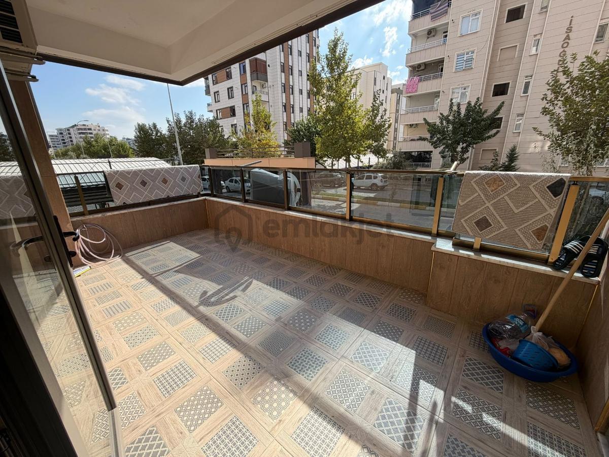 Atakentte Satılık 3+1 Daire | 175 M² Brüt 155 M² Net - 27