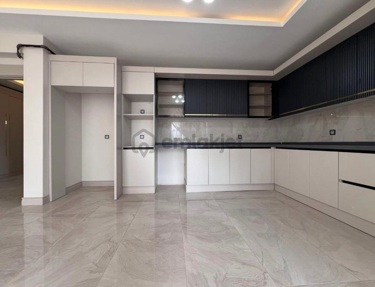 Ümraniye'de Sahibinden Kiralık 2+1 Daire Sahibi: 𝟢𝟻𝟺𝟼' 𝟽𝟾𝟹' 𝟼𝟼𝟺𝟾 - 3