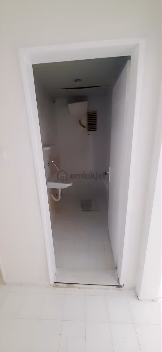 Seyrantepe Toki De 3+1 Kiralık Daire - 9