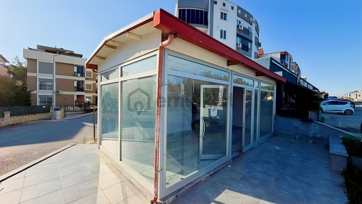 Seferihisar'da Cadde Üzerinde Kiralık Dükkan - 7