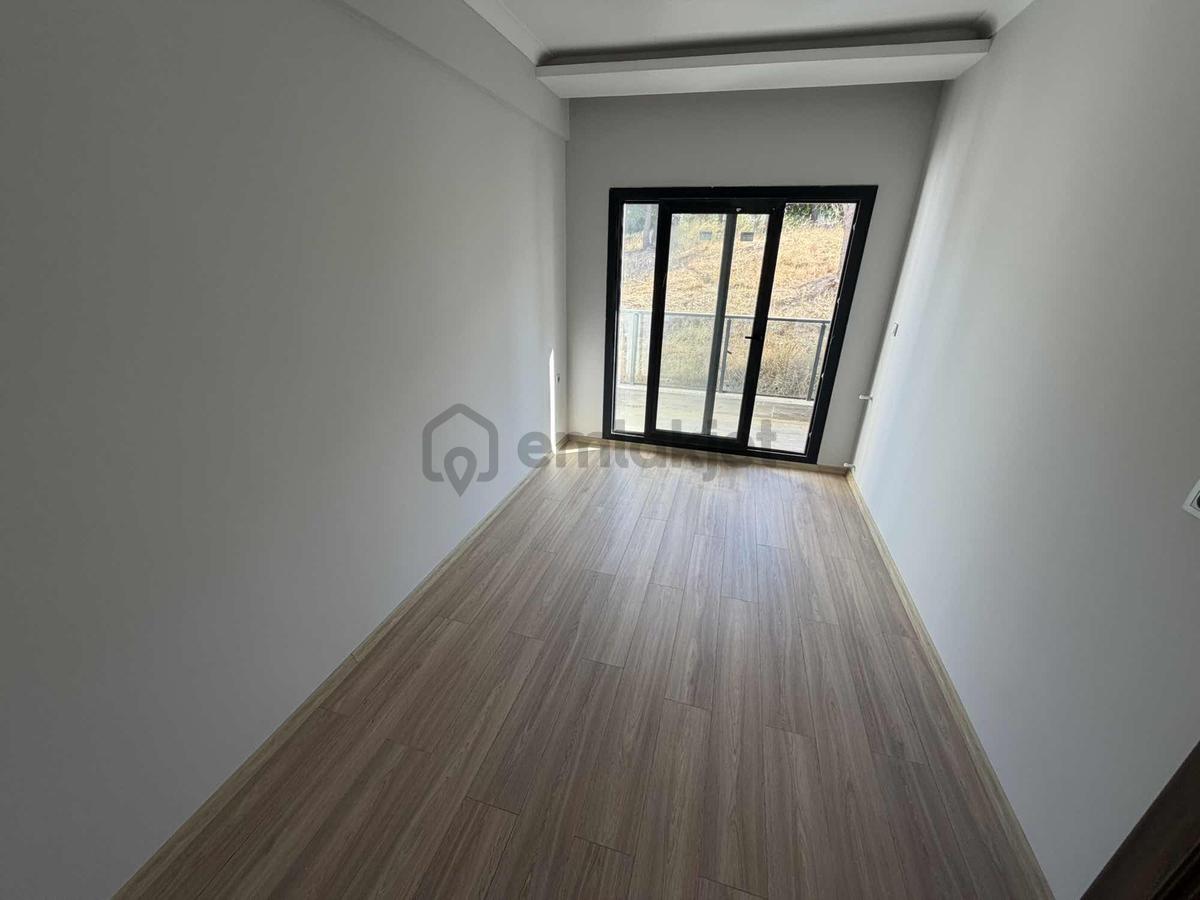 Sv 'den 1+1 Teraslı Köy İçinde Kiralık - 23