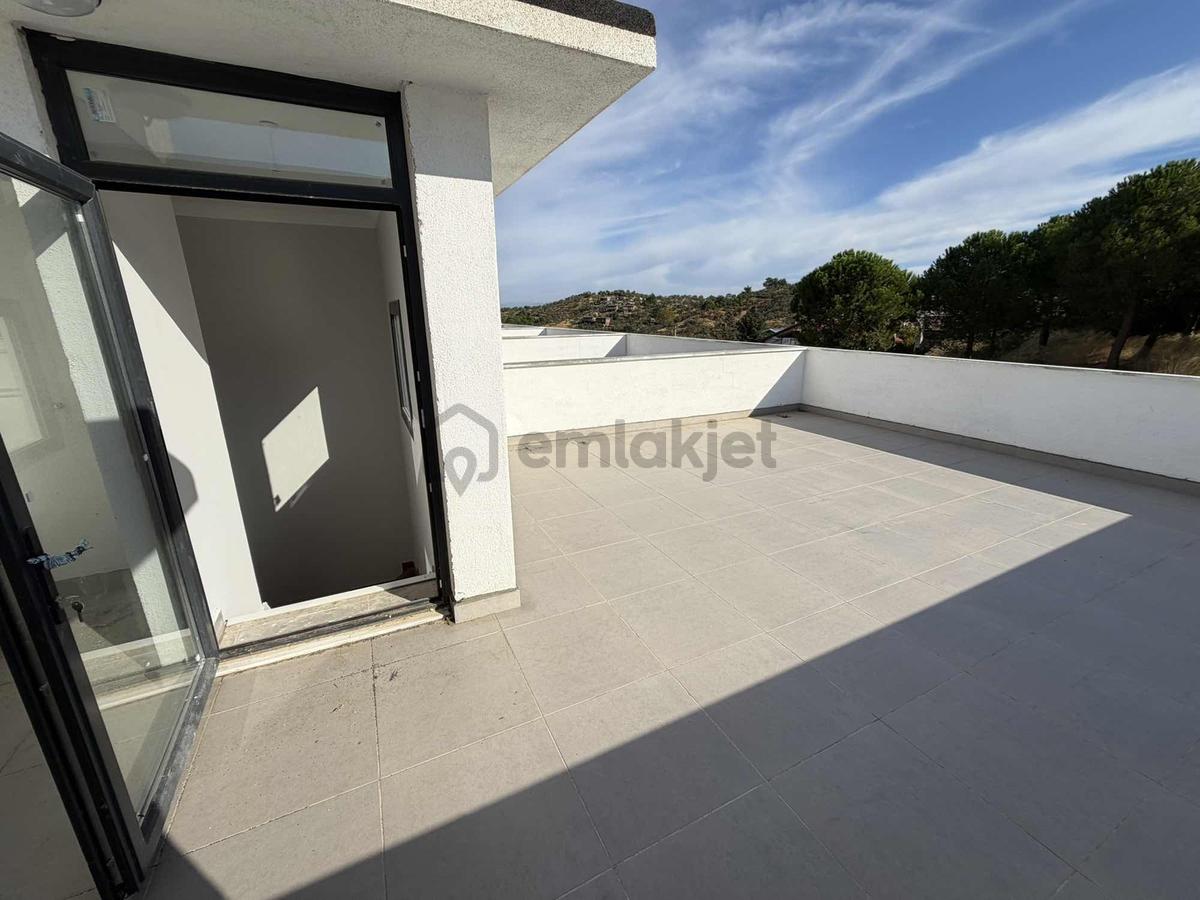Sv 'den 1+1 Teraslı Köy İçinde Kiralık - 29