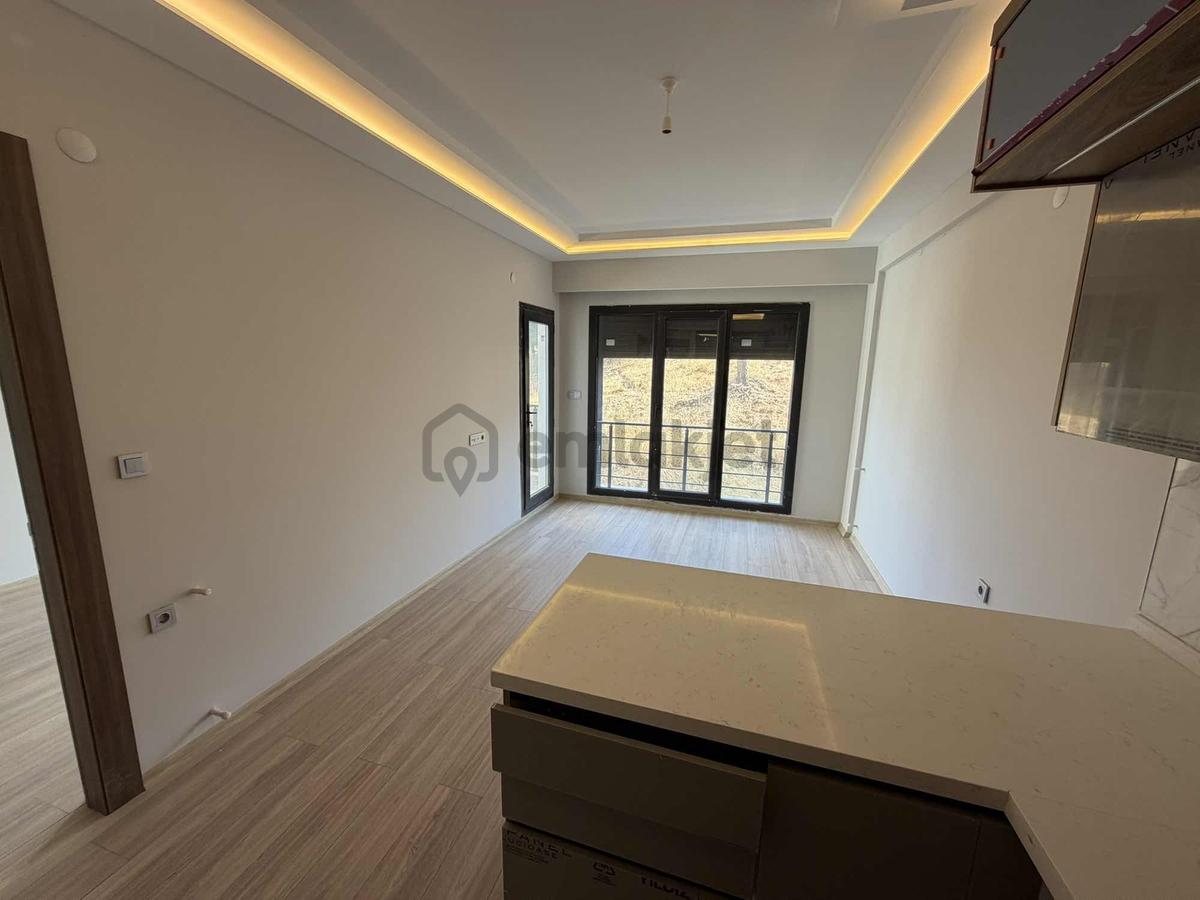 Sv 'den 1+1 Teraslı Köy İçinde Kiralık - 20