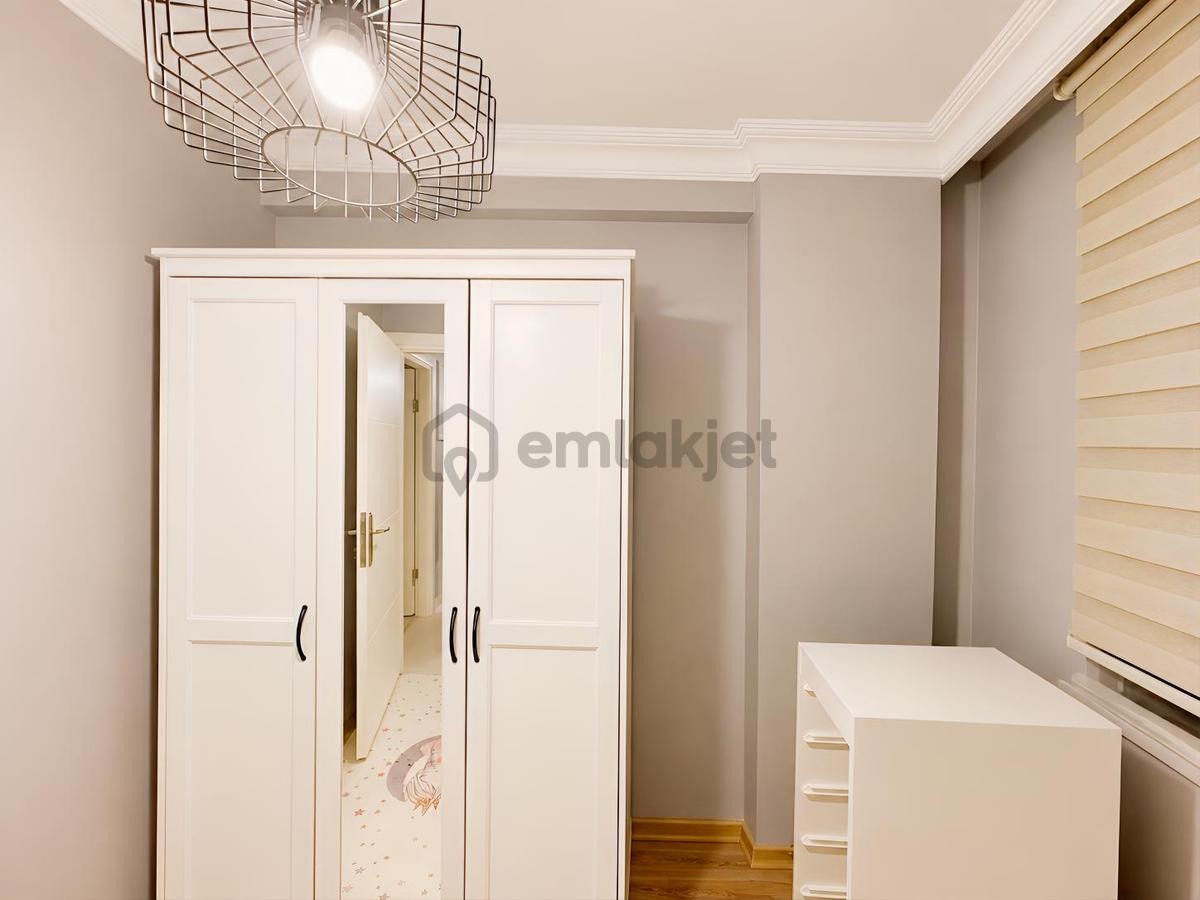 Teraziderede, Merkezi Konumda, Köşe Binada 3+1 Arakat Daire ! - 14