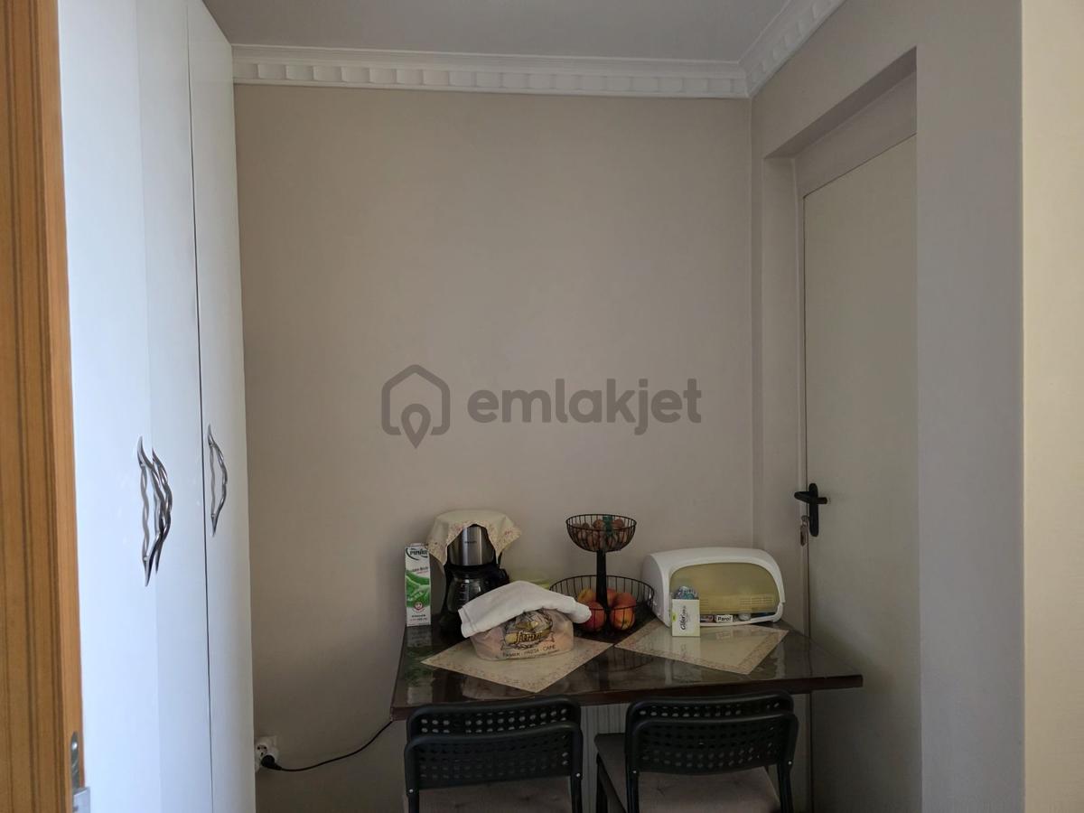 Şerifali Lavella 5 Sitesinde Ara Kat E.banyolu 3+1 Satılık Daire - 6