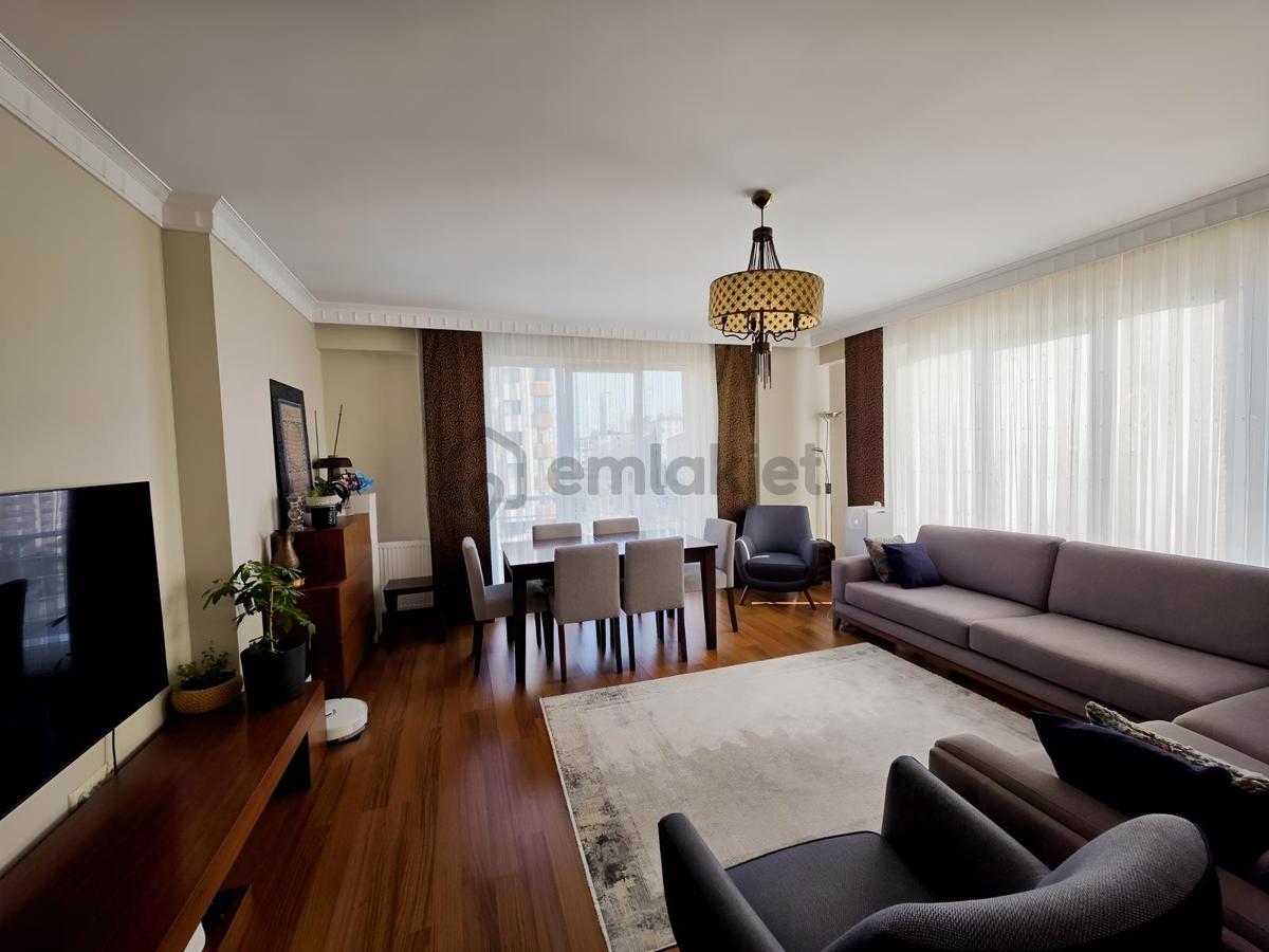 Şerifali Lavella 5 Sitesinde Ara Kat E.banyolu 3+1 Satılık Daire - 22