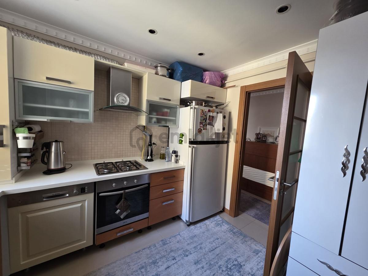 Şerifali Lavella 5 Sitesinde Ara Kat E.banyolu 3+1 Satılık Daire - 7