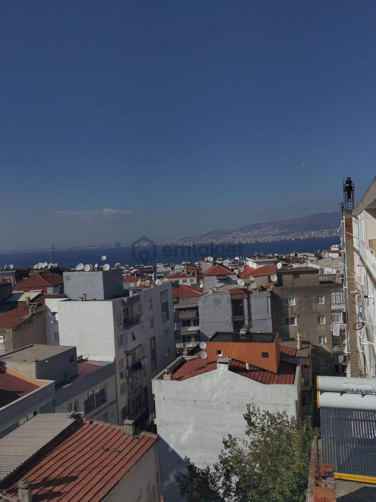 Eşyalı Deniz Manzaralı 2+1 Doğalgazlı Asansörlü Eşrefpaşa Cadde Üstü - 5