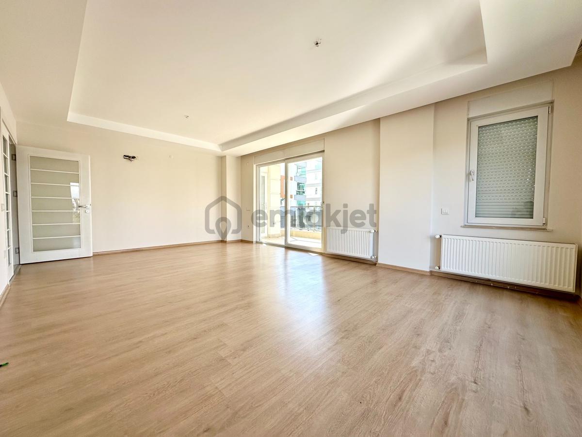 Havuzlu Site İçerisinde Doğalgazlı 3+1 155m2 Kiralık Daire - 4