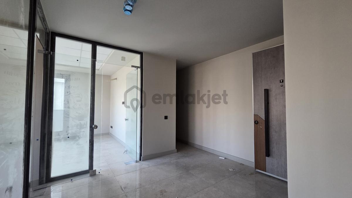 Akkent Mah. Tekince Plaza Da 2+1 Kiralık Ofis