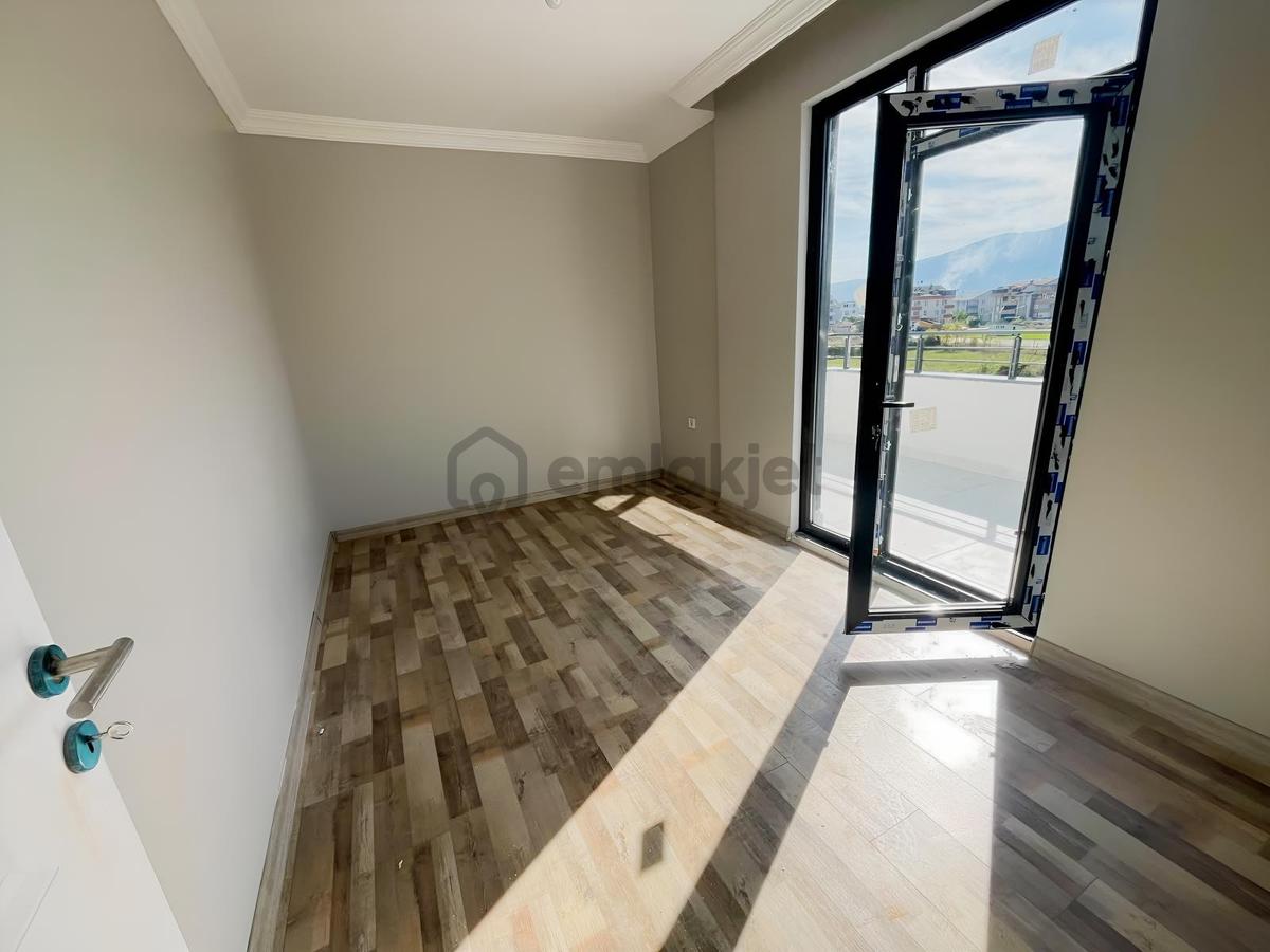 Kartepe İbrikderede Satılık 3+1 Çatı Dubleks Daire - 24