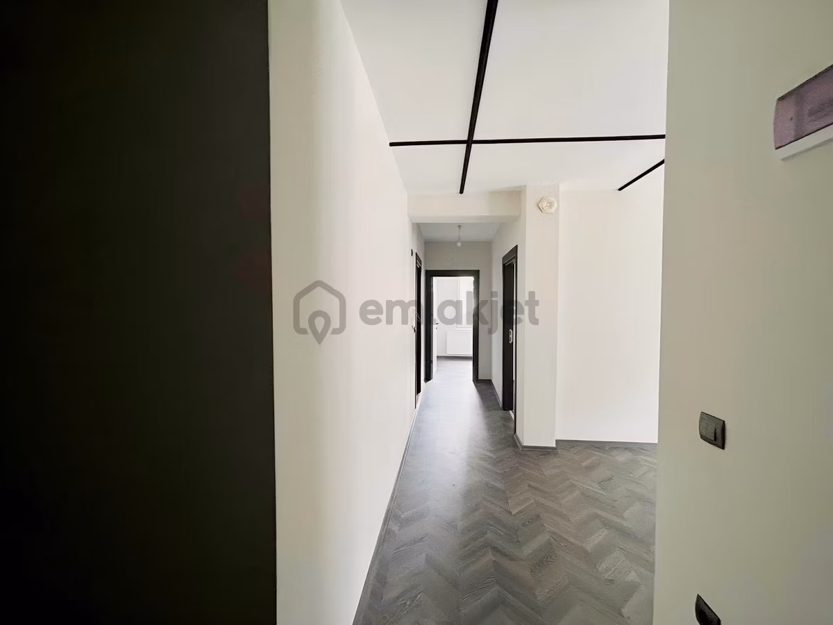 Körfez Havuzlu Sitede 2+1 - 20