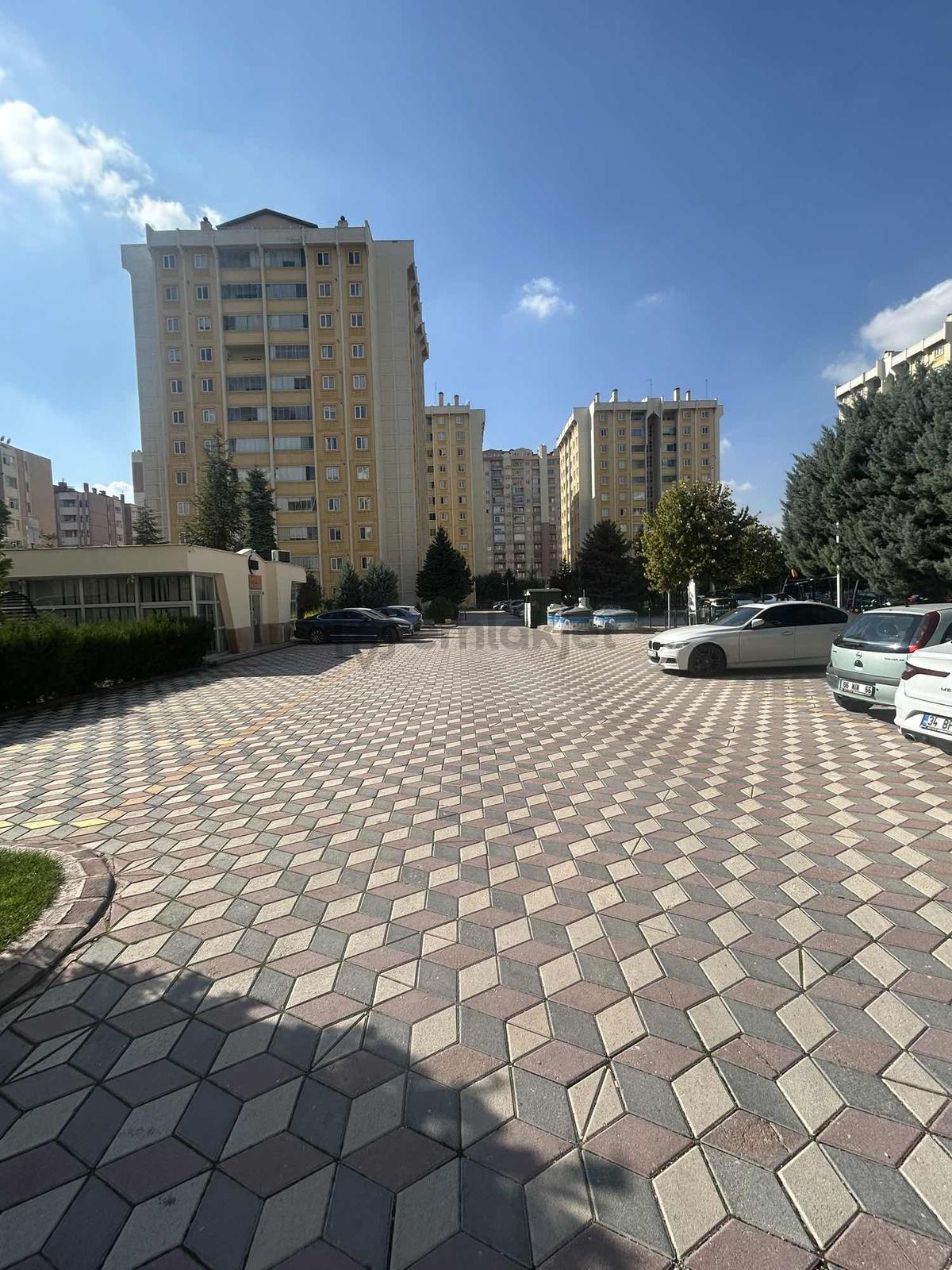 Selçuklu'da Kardelen Konutlarında Satılık 4+1 Daire - 10