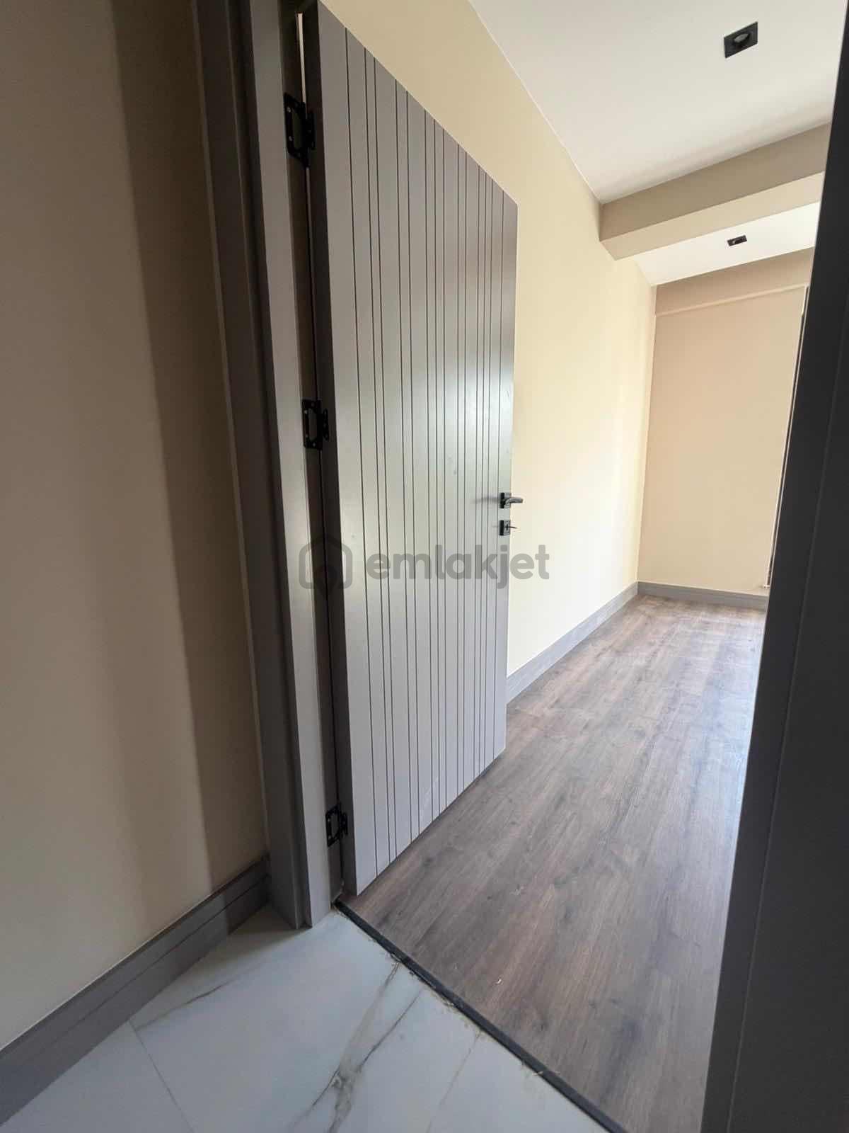 Güvenlik Mahallesinde 2+1 Ara Kat Satılık Daire - 10