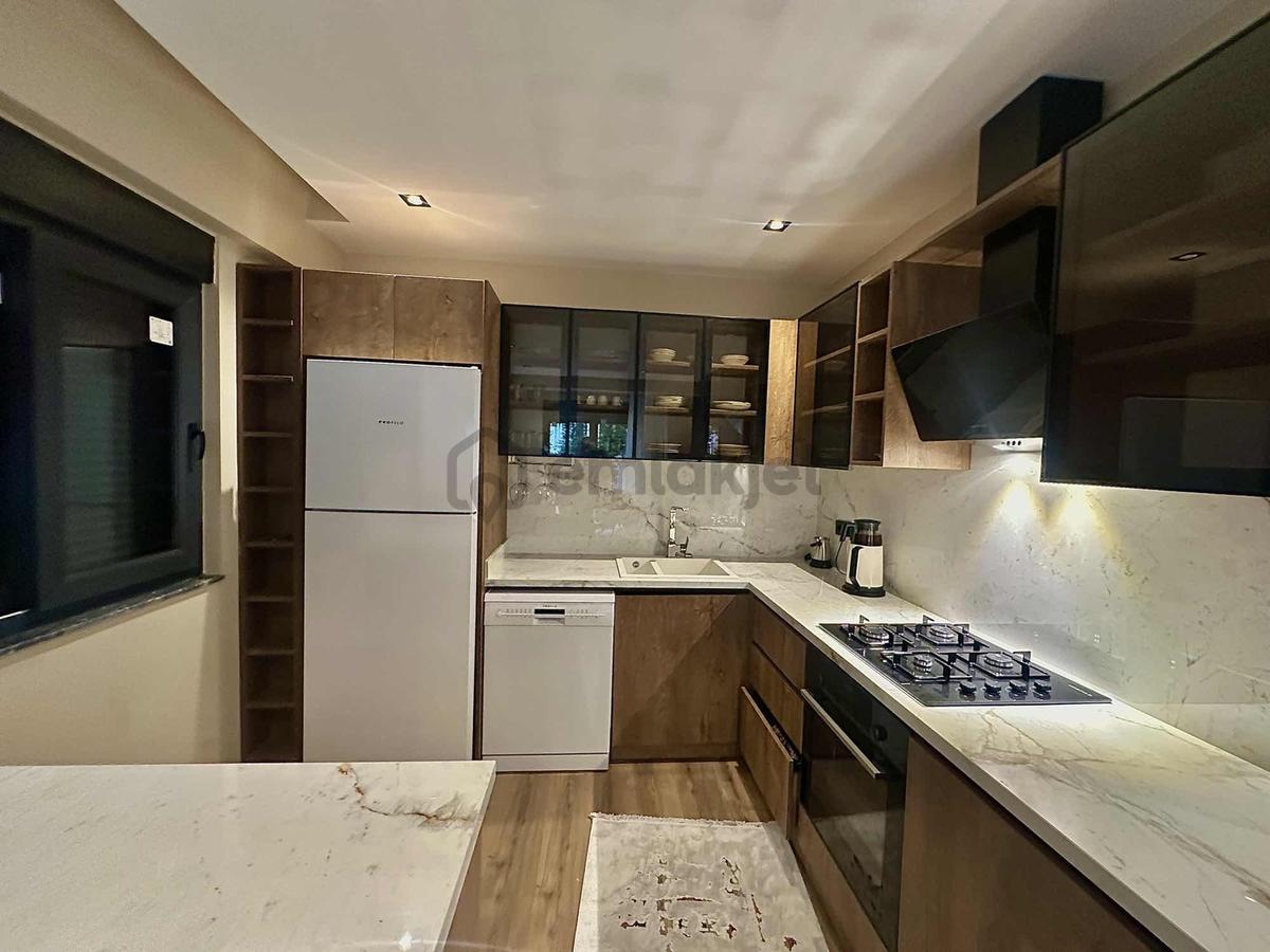 Bahçe Kullanım Alanlı 80m² 1+1 Lüks Daire - 8
