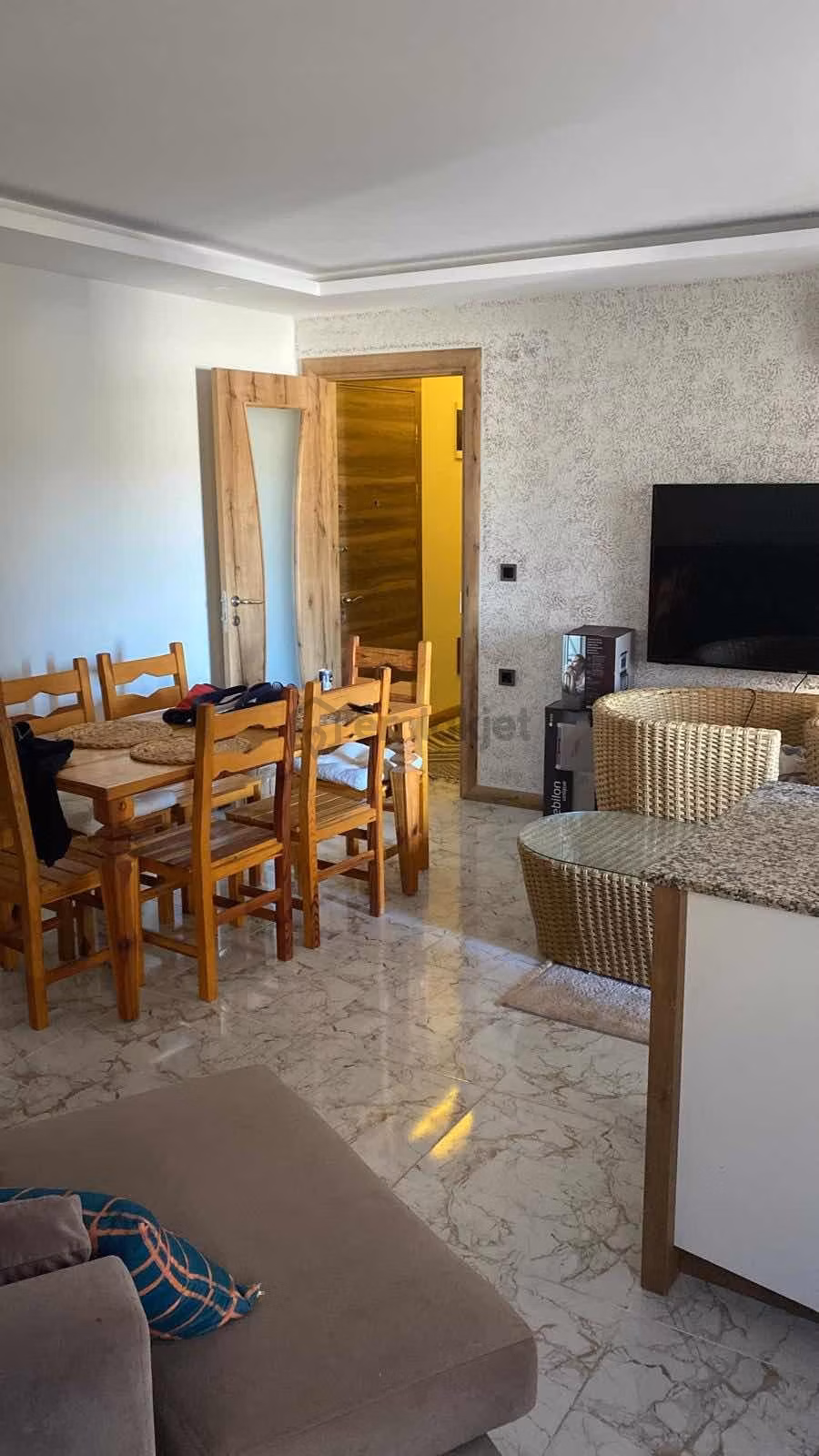 Kuşadası Otogar Arkasında Lüx 2+1 Daire