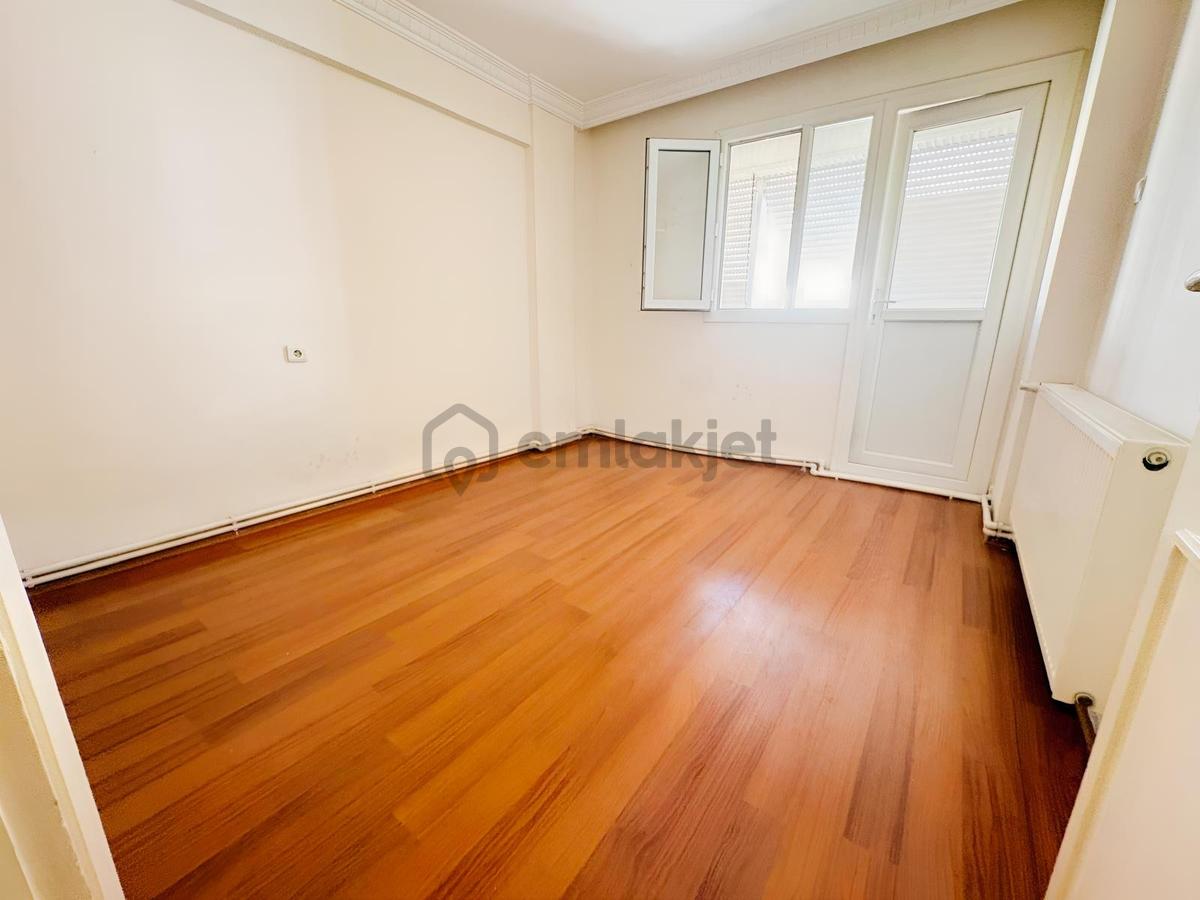 Buca Belediyesi Arkası Park İçi Doğalgazlı 3+1 Arakat Daire - 26