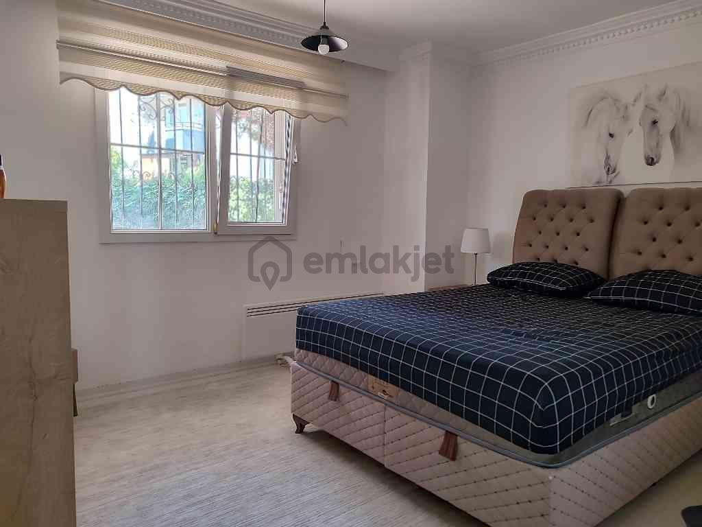 Kuşadası Ege Mahallesi Yıldız Sitesinde Bahçe Katı Daire - 23