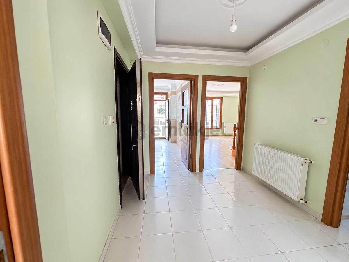 Başokur'dan Bahçelievler Soğanlı Mh Kiralık 3+1 Dubleks - 12