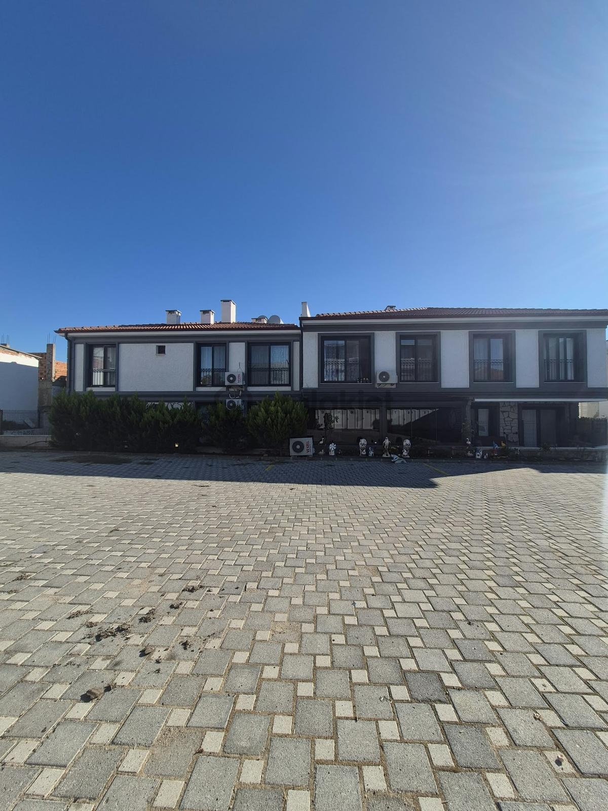 Urla Gülbahçede Kiralık Eşyalı 1+1 Daire - 3
