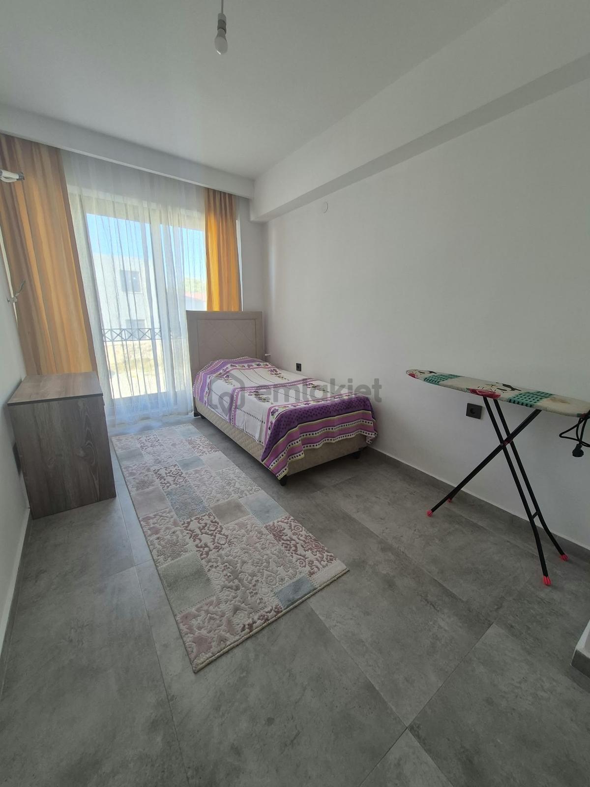 Urla Gülbahçede Kiralık Eşyalı 1+1 Daire - 14