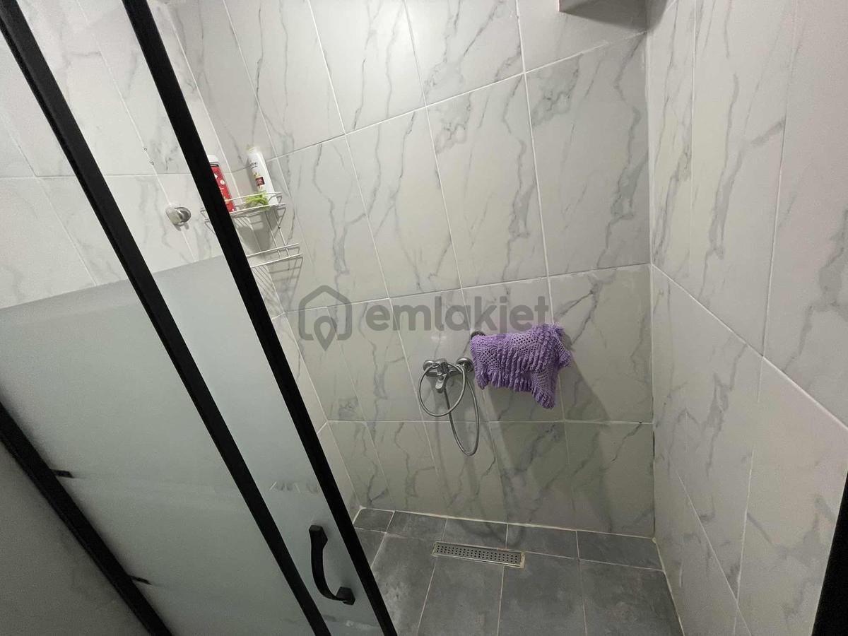 Bayramoğlu Kiralık Site İçi Havuzlu Eşyalı Vila 5+1 - 3