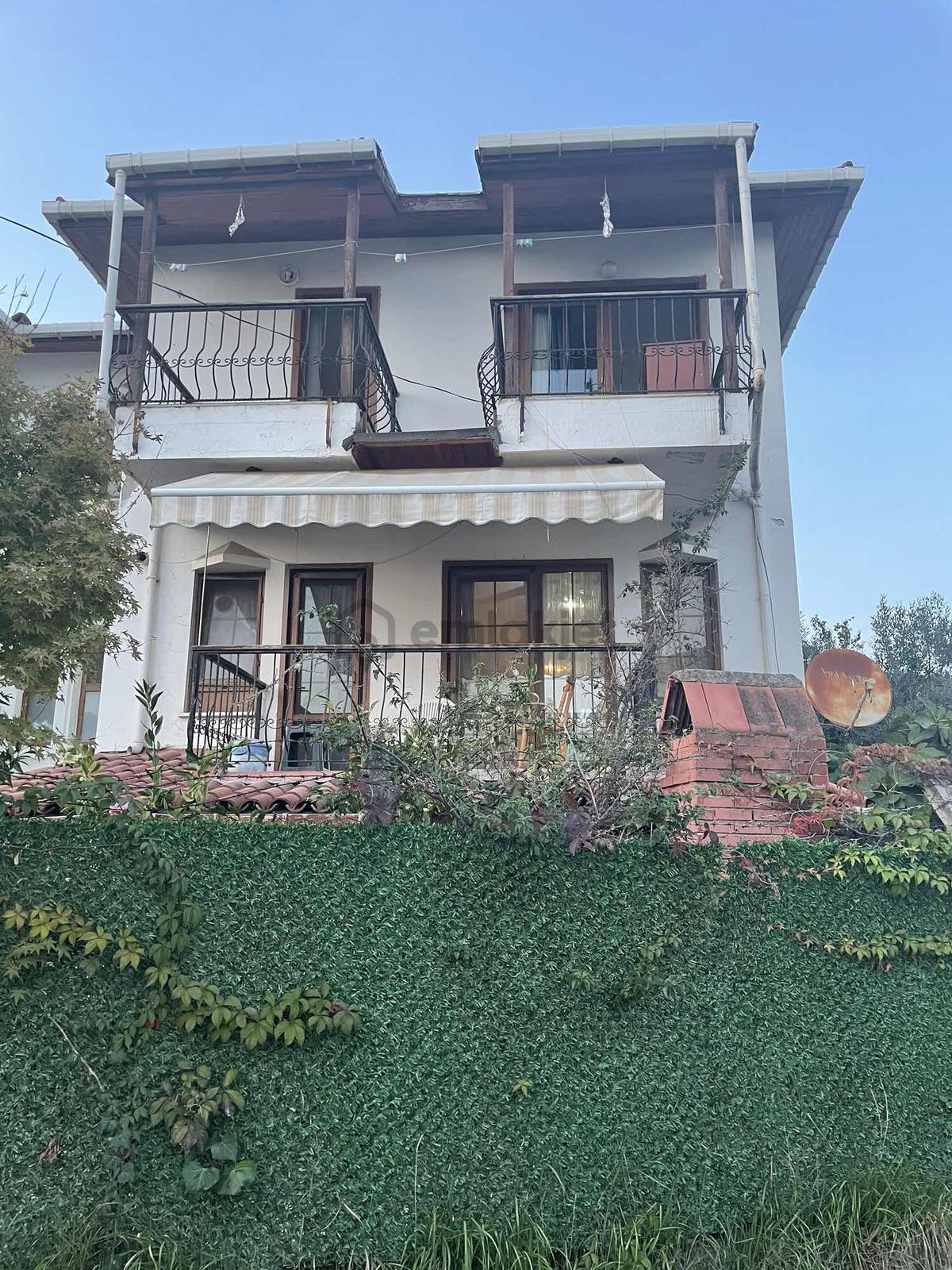 Bayramoğlu Kiralık Site İçi Havuzlu Eşyalı Vila 5+1 - 22