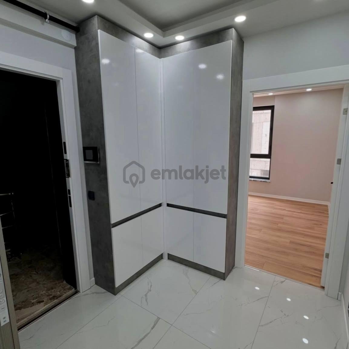 Kepez Kültür'de Sahibinden Kiralık 2+1 Daire Sahibi: 𝟢𝟻𝟺𝟷’ 𝟼𝟹𝟼’ 𝟻𝟼𝟽𝟾 - 5