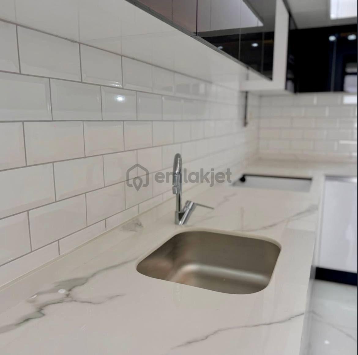 Kepez Kültür'de Sahibinden Kiralık 2+1 Daire Sahibi: 𝟢𝟻𝟺𝟷’ 𝟼𝟹𝟼’ 𝟻𝟼𝟽𝟾 - 3