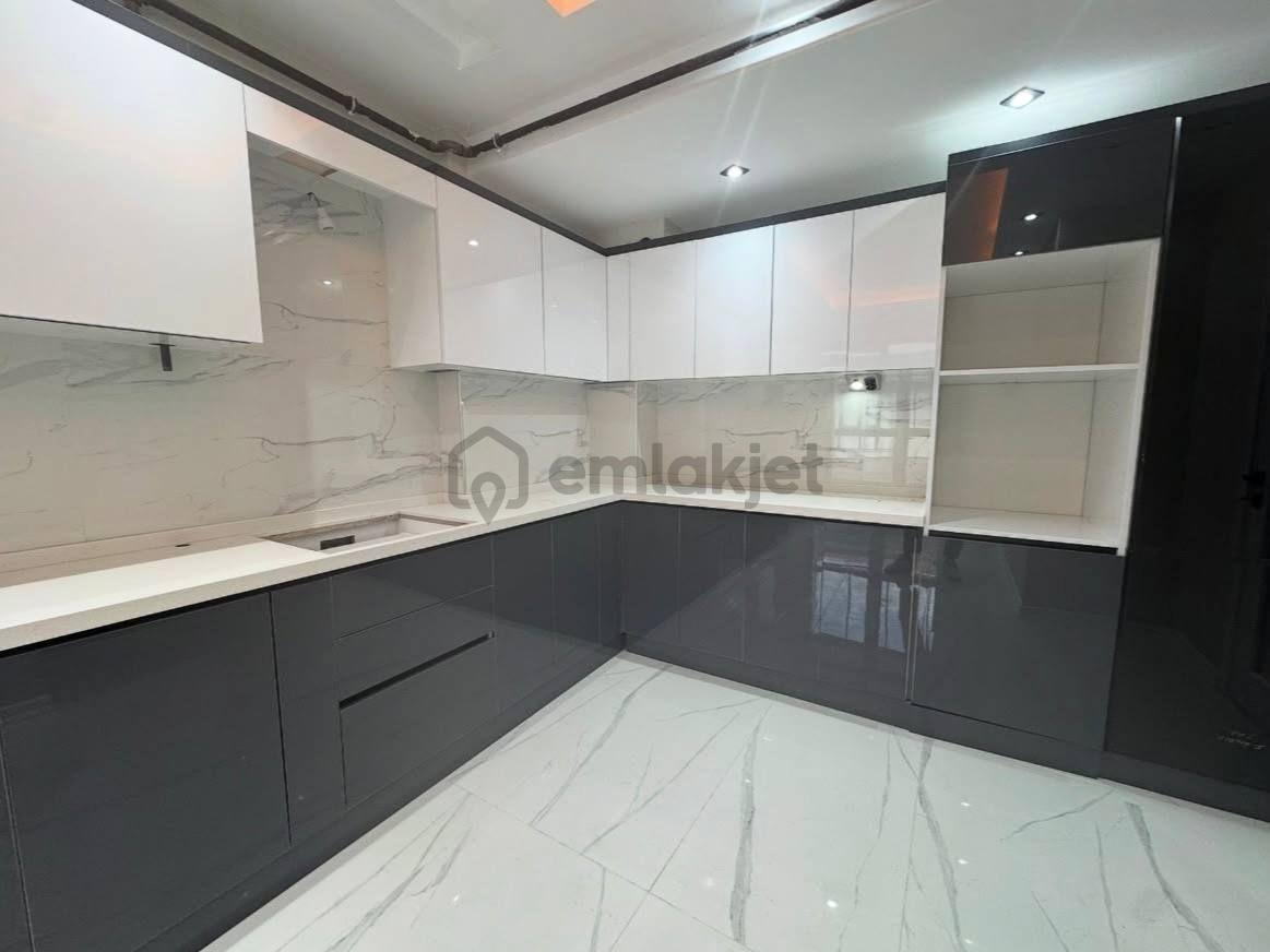 Bostanlı'da Sahibinden Kiralık 2+1 Daire Mülk Sahibi: 𝟢𝟻𝟺𝟷’ 𝟼𝟹𝟼’ 𝟻𝟼𝟽𝟾 - 4