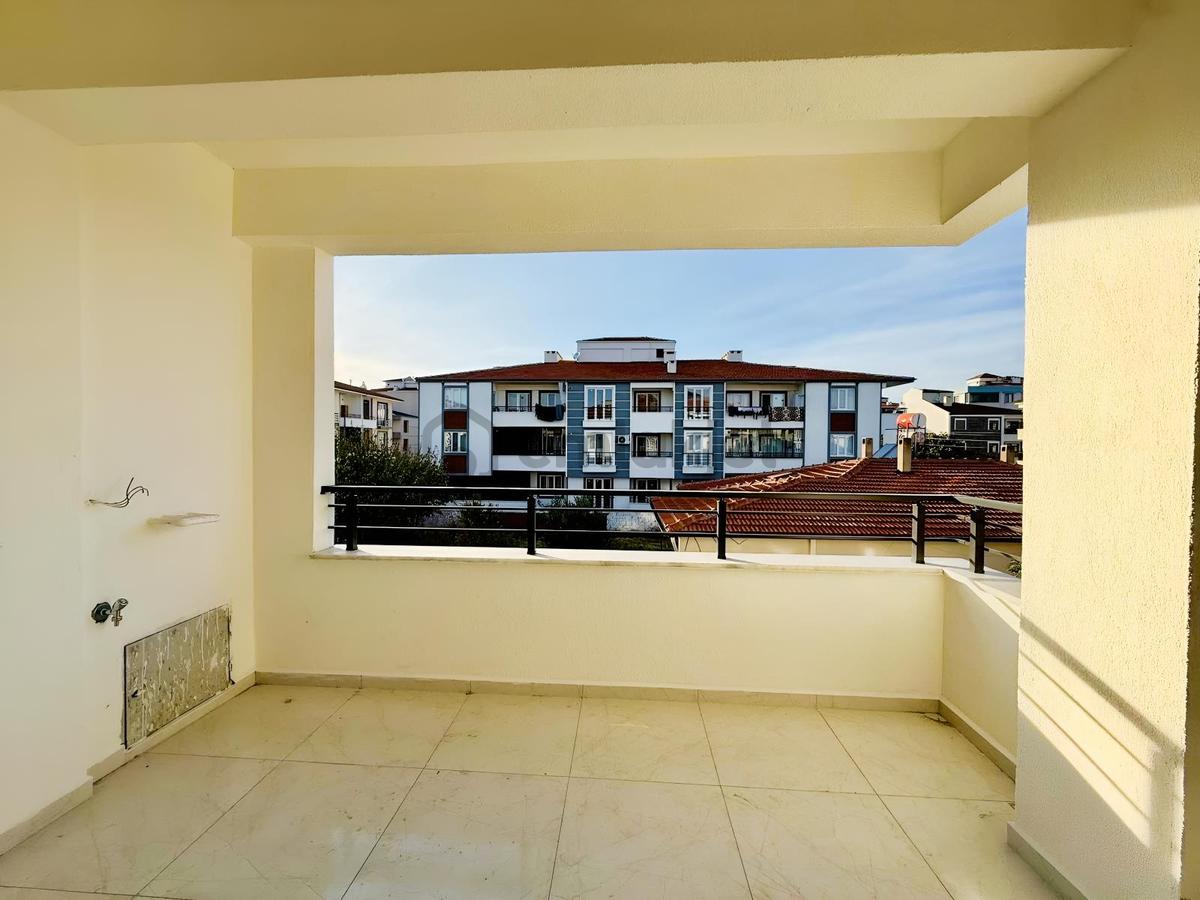 Okaliptus Sokakta Arakat Harika 2+1 Doğalgazlı Daire - 10