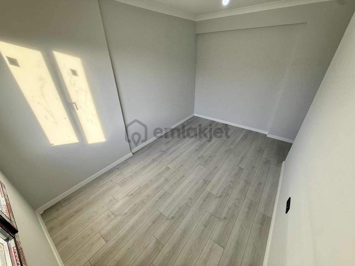 Okaliptus Sokakta Arakat Harika 2+1 Doğalgazlı Daire - 9