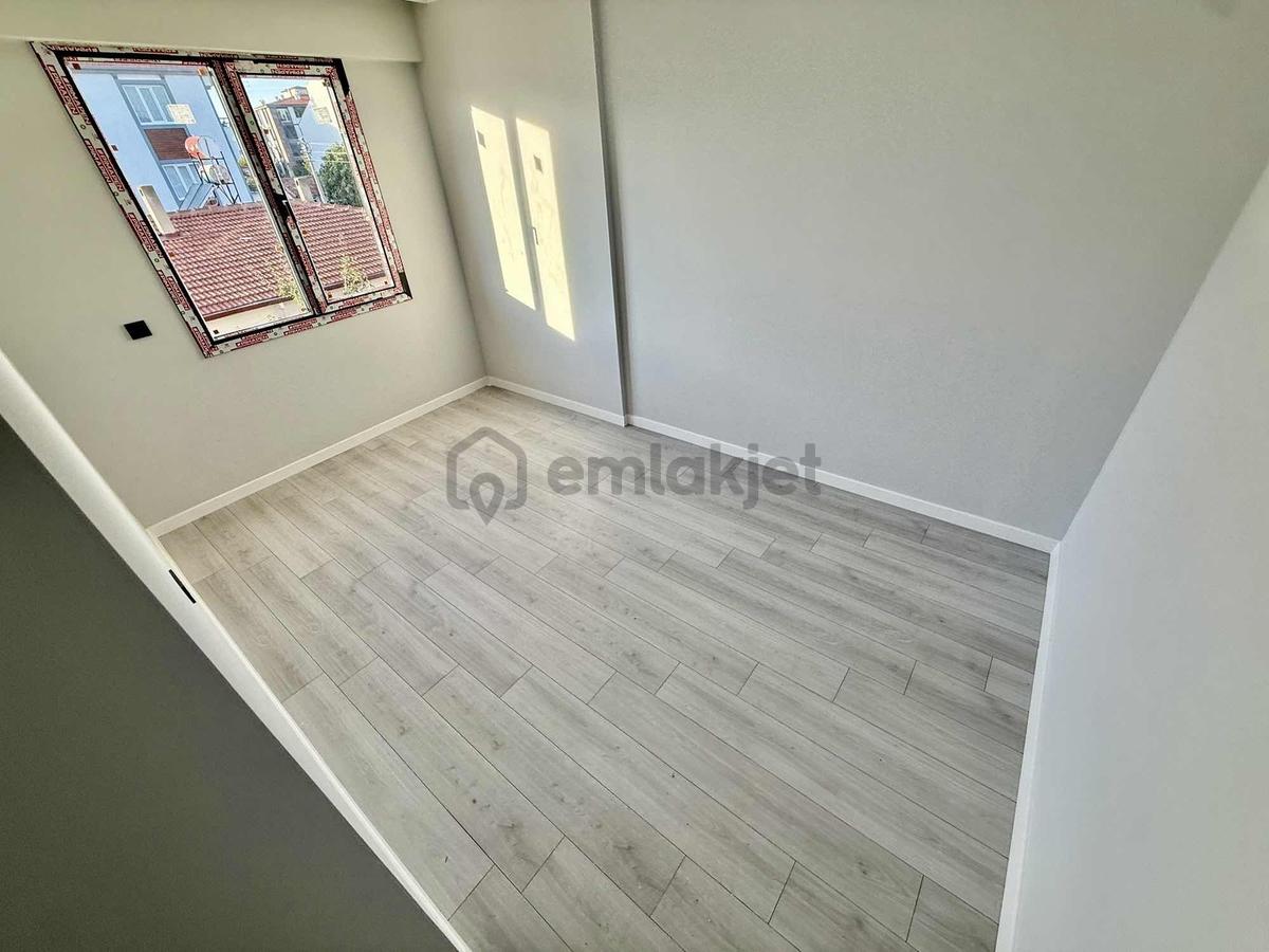 Okaliptus Sokakta Arakat Harika 2+1 Doğalgazlı Daire - 25