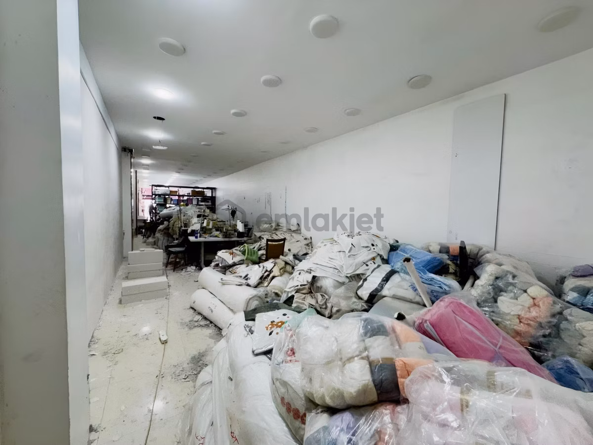 Uğur Mumcu Mah. De Satılık 140m2 Cadde Üstü Kupon Dükkan - 7